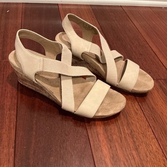 Life Stride Tan Wedge Sandals - Picture 1 of 4